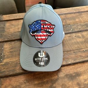 New York Knicks NBA patriotic logo cap hat one size NWT